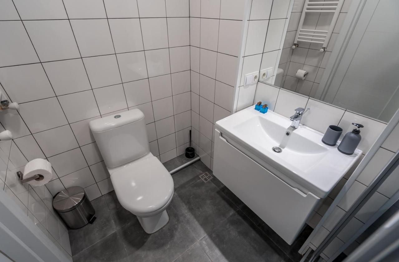 Loft1 Apartment 302 구다우리 외부 사진